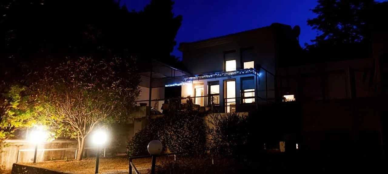 Philip'S Guest House! Παλιούρι 0*,