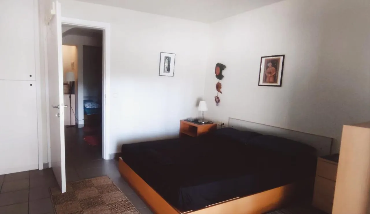 Philip'S Guest House! Παλιούρι Βίλα